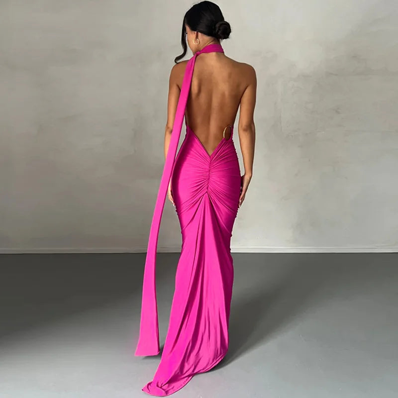 Isadora™ | Robe dos nu élégante