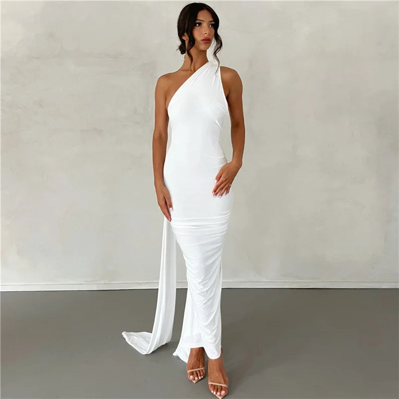 Isadora™ | Robe dos nu élégante