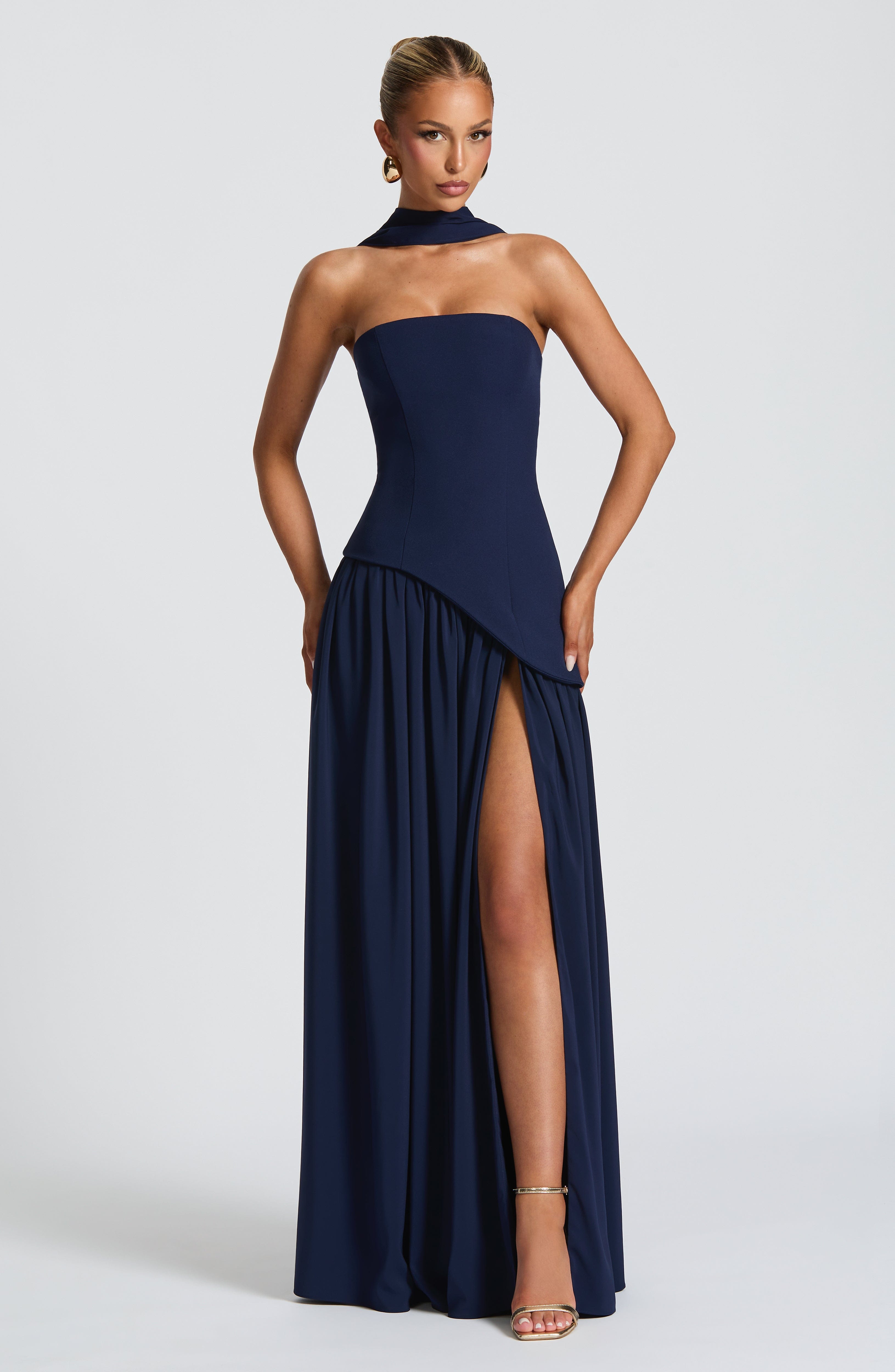 Blue Chic Slit Maxi Dress – Modern strapless formal dress with high slit, perfect for weddings and black-tie events