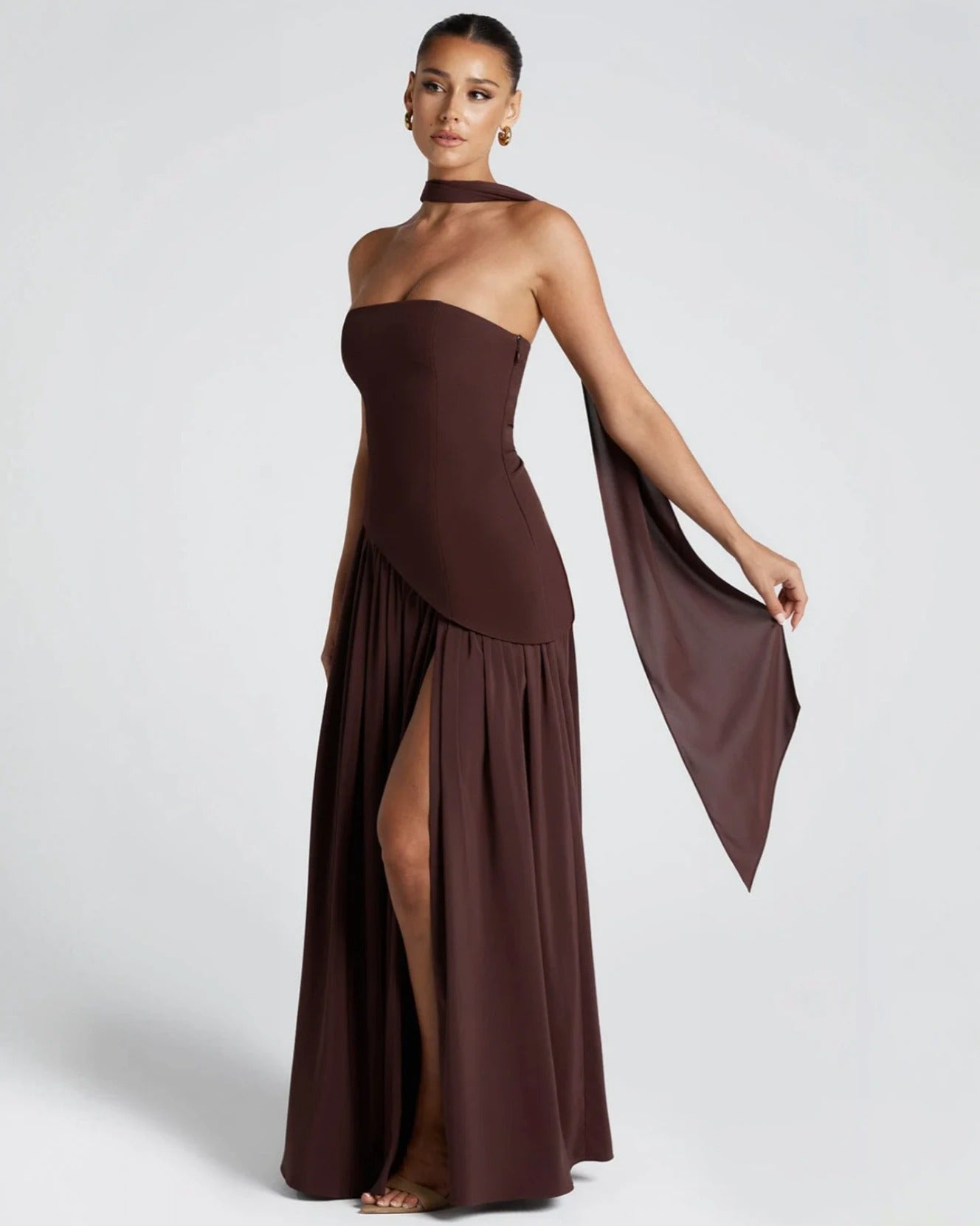 Brown Chic Slit Maxi Dress – Strapless evening gown for weddings and formal events with lace-up back and dramatic slit