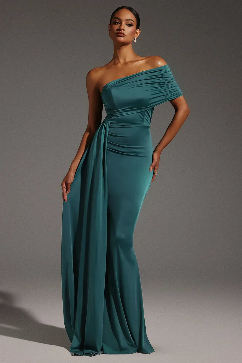 Isadora™ | Sleeveless One Shoulder Maxi Dress