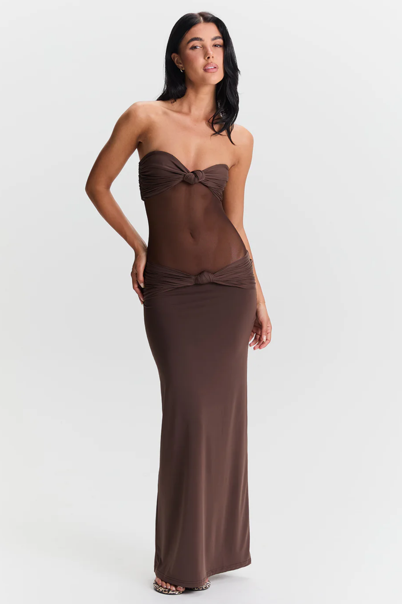 Isadora™ | Robe longue bustier à détails torsadés transparents