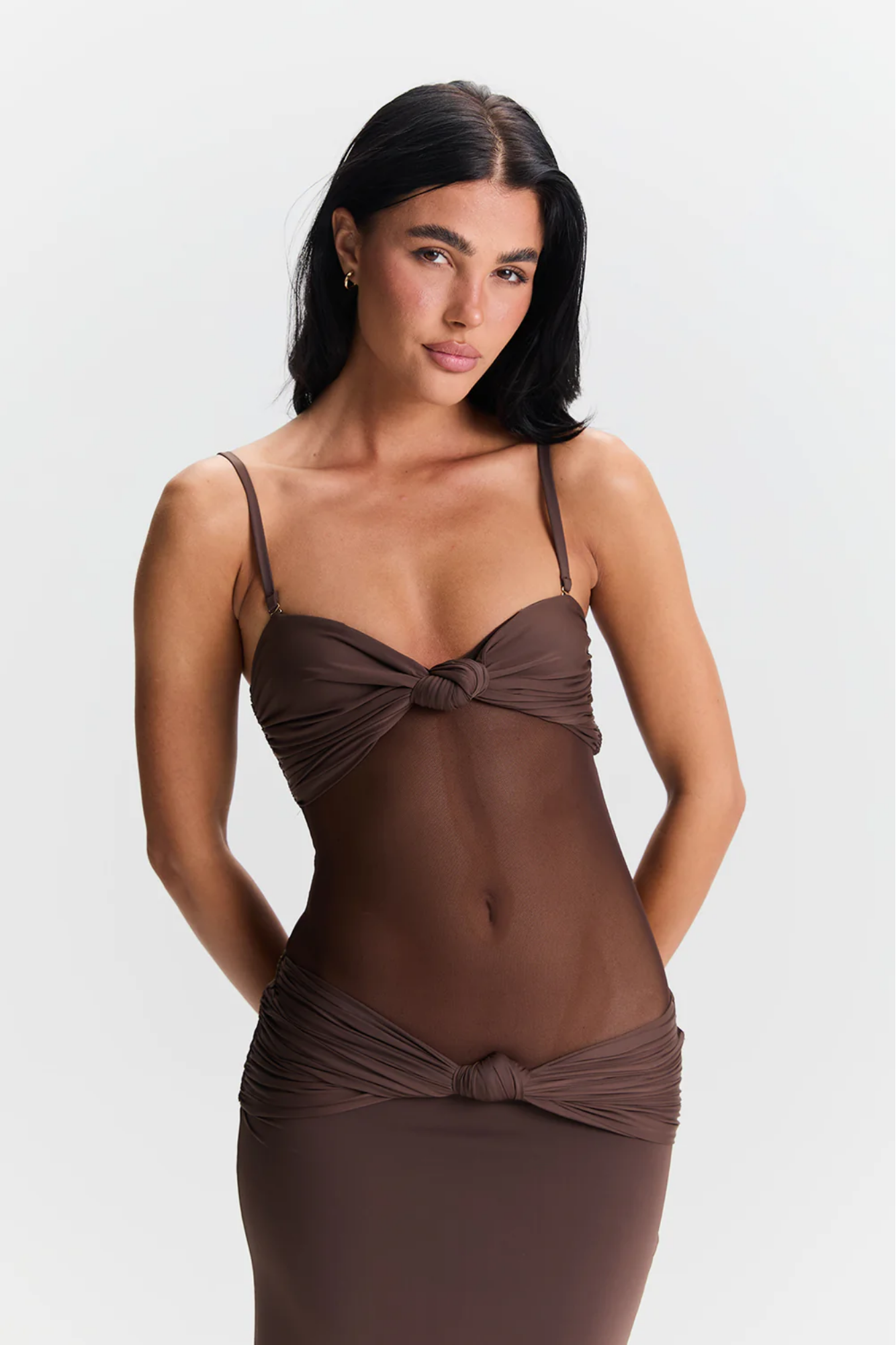 Isadora™ | Robe longue bustier à détails torsadés transparents