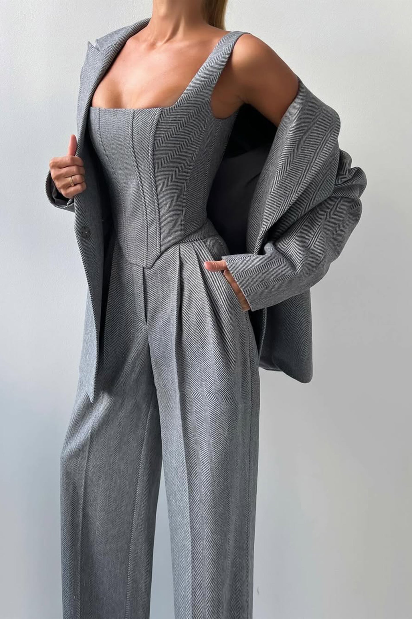 Isadora London grey blazer three-piece outfit – styled with relaxed oversized blazer draped over shoulders.