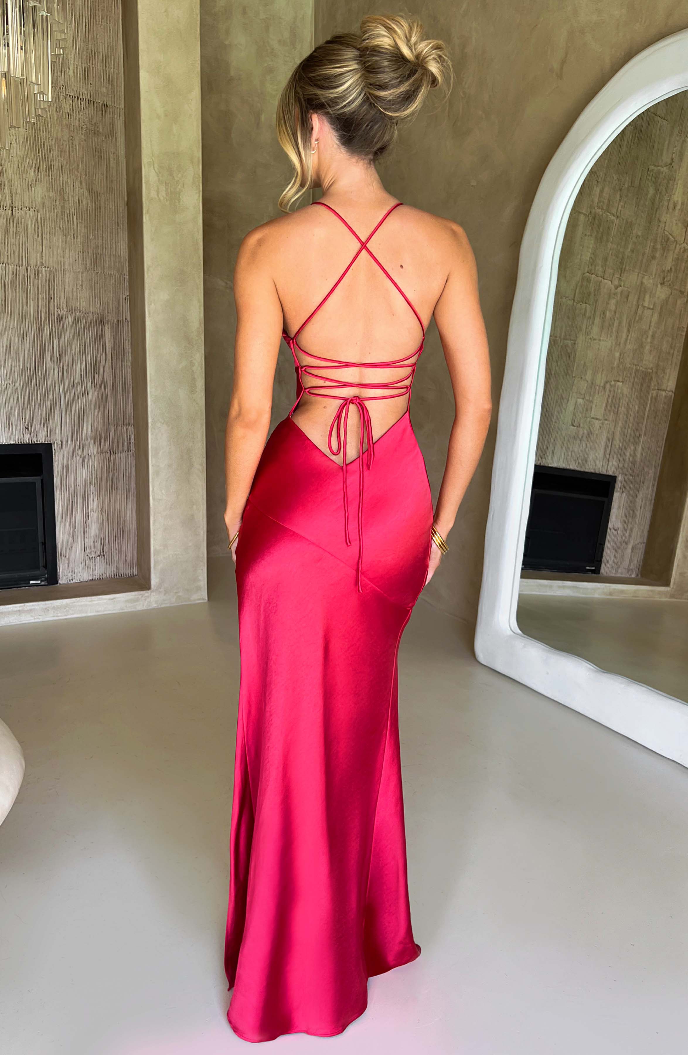 Robe longue en satin Isadora™